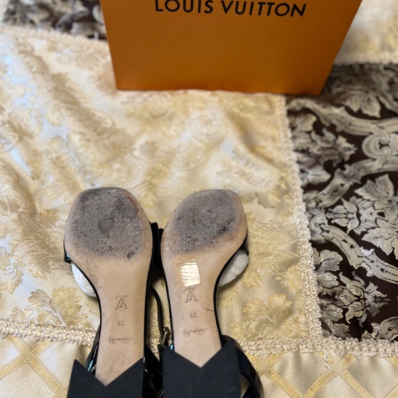 Louis Vuitton sandals - Picture 6 of 6